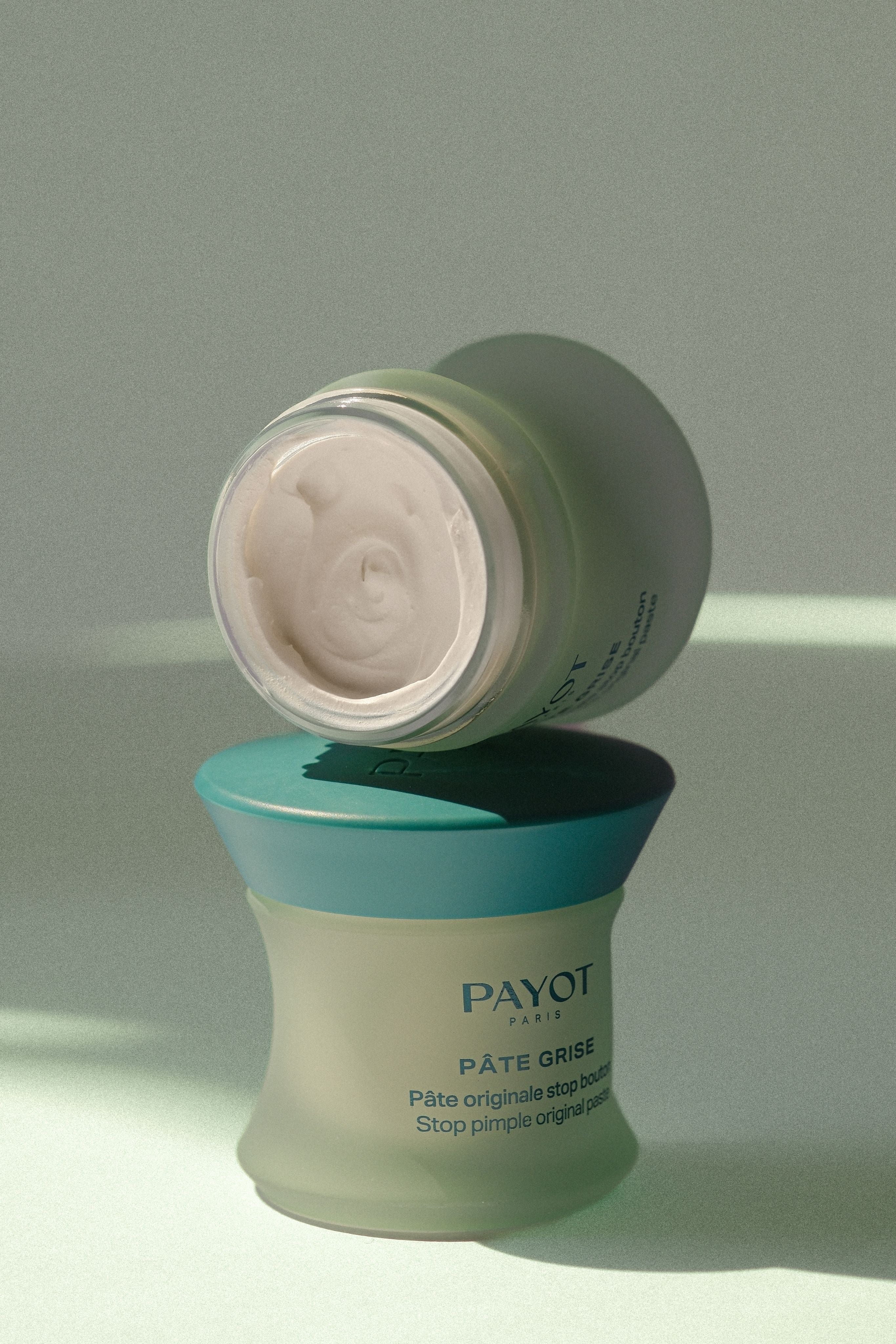 Gray Paste, a complete beauty routine for flawless skin!