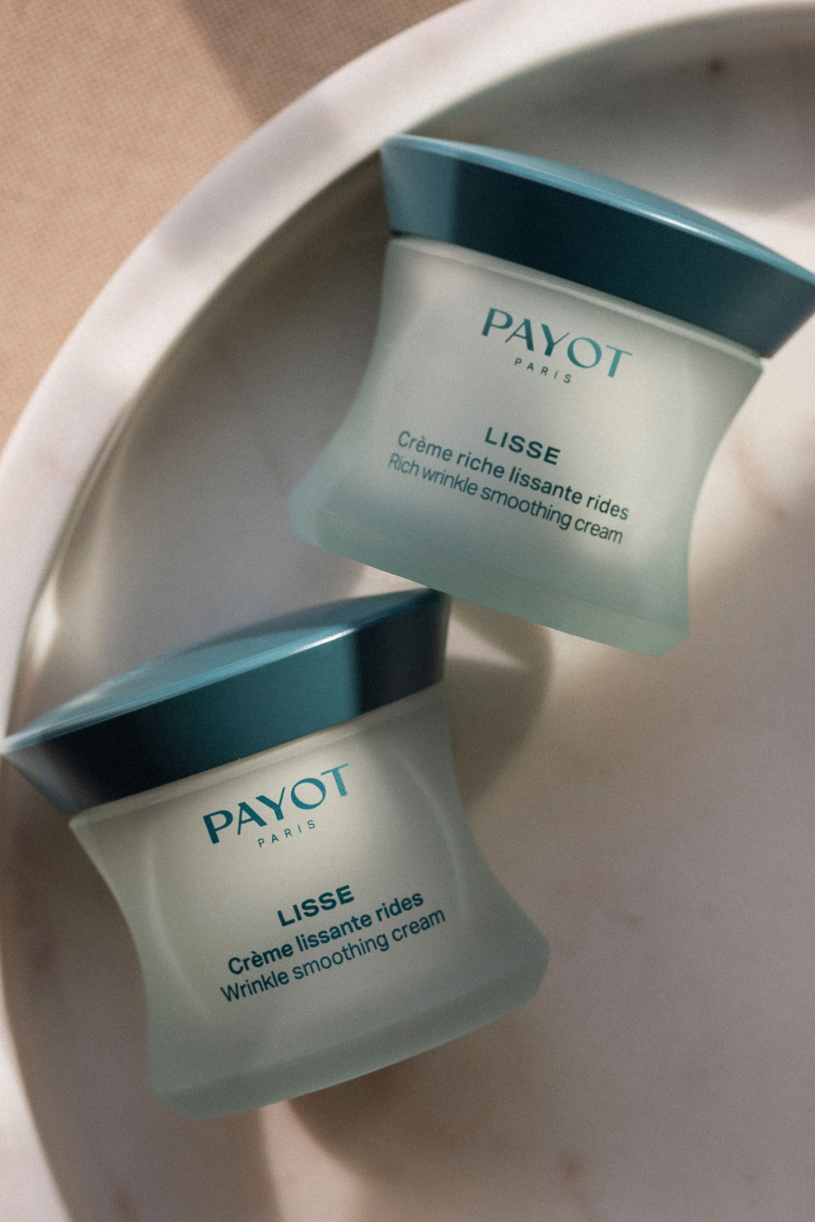 How to prevent the first signs of aging?