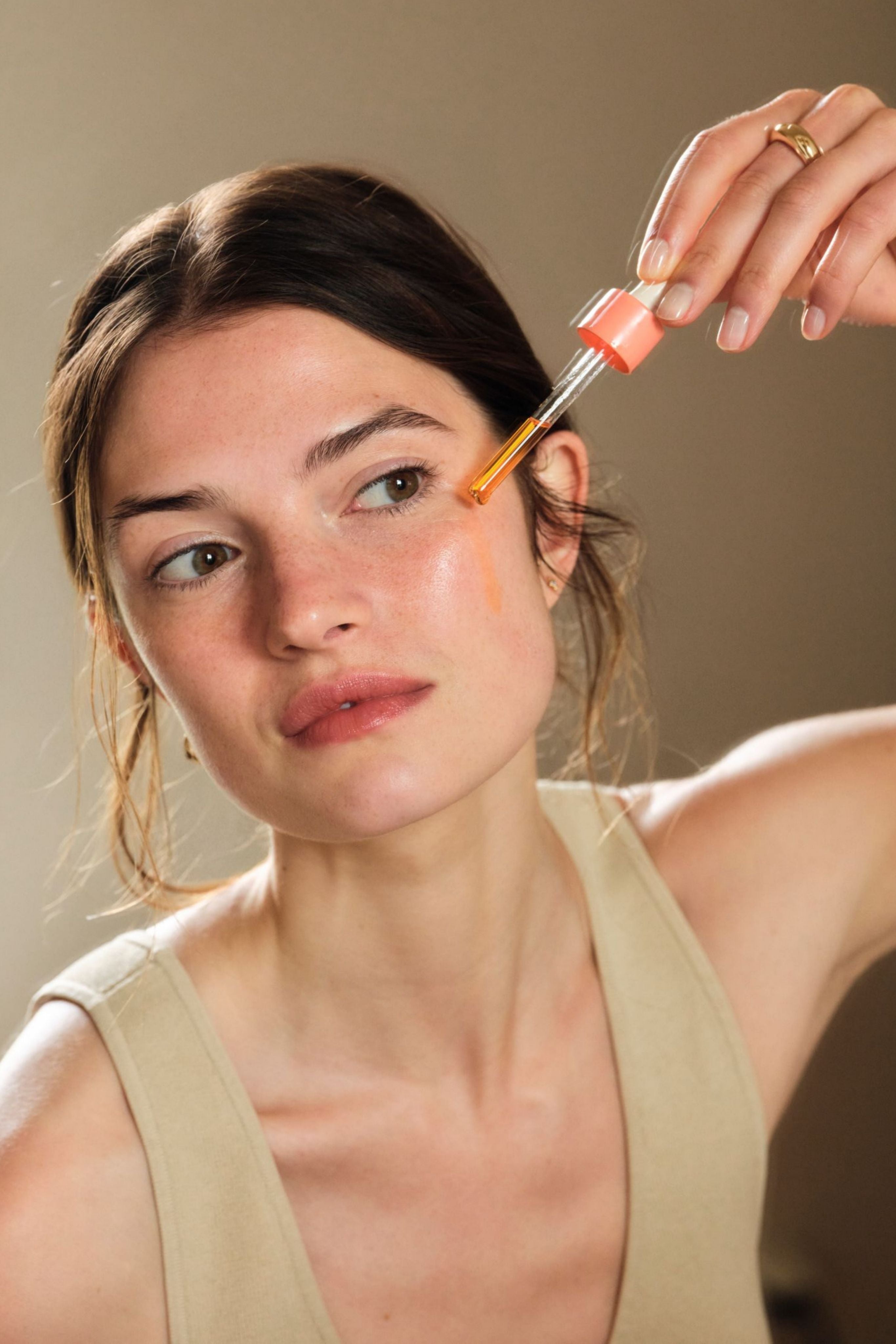 Teint Terne : Comment retrouver une peau éclatante ?