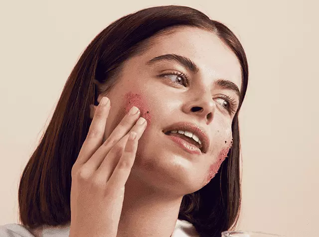 Face scrub