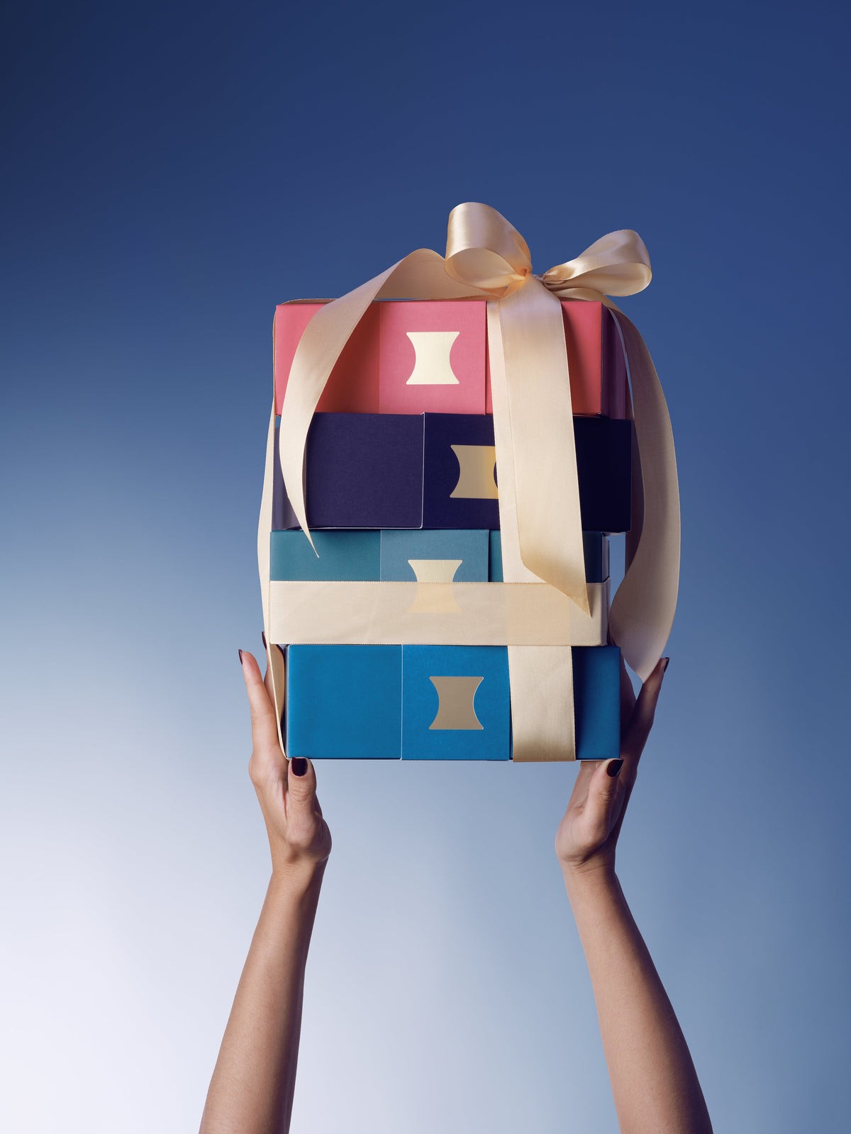 Geschenksidee zu Weihnachten: Pflege Sets für Frauen mit trockener und reifer Haut